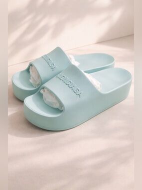 Authentic BALENCIAGA Pool Rubber Womens Chunky Slide Logo Sandals 36 Green Aqua